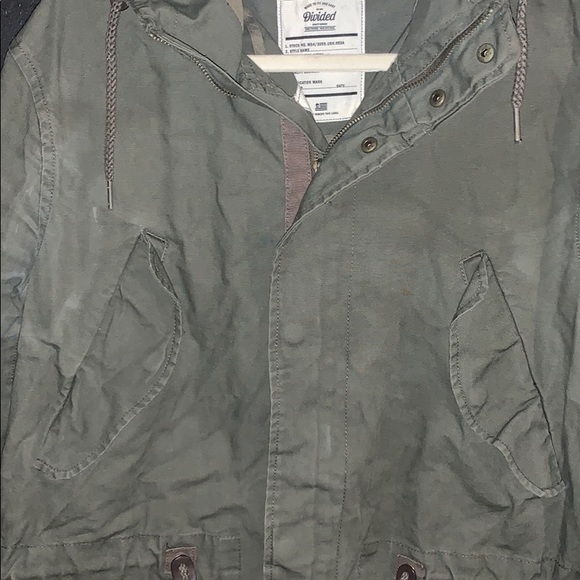 Jacket - Picture 2 of 3